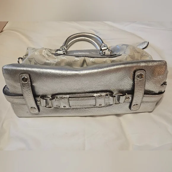 Coach White And Silver Ashley Satchel - Picture 3 of 6